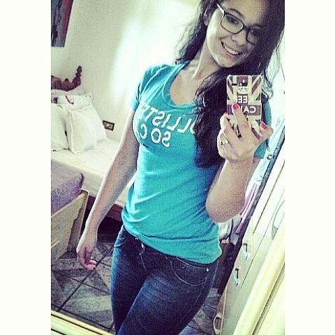 Nada nessa vida é impossível pra mim!
       ~CBJR SMP!~
   Insta : Jessi_Cristtina