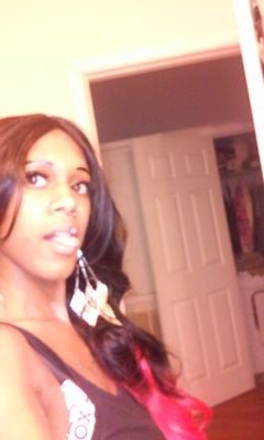I'm loyal and nice and sweet I'm a proud mother of 2beautifulqueens I'm 24
