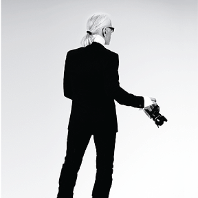 curlyhmk's profile picture. 