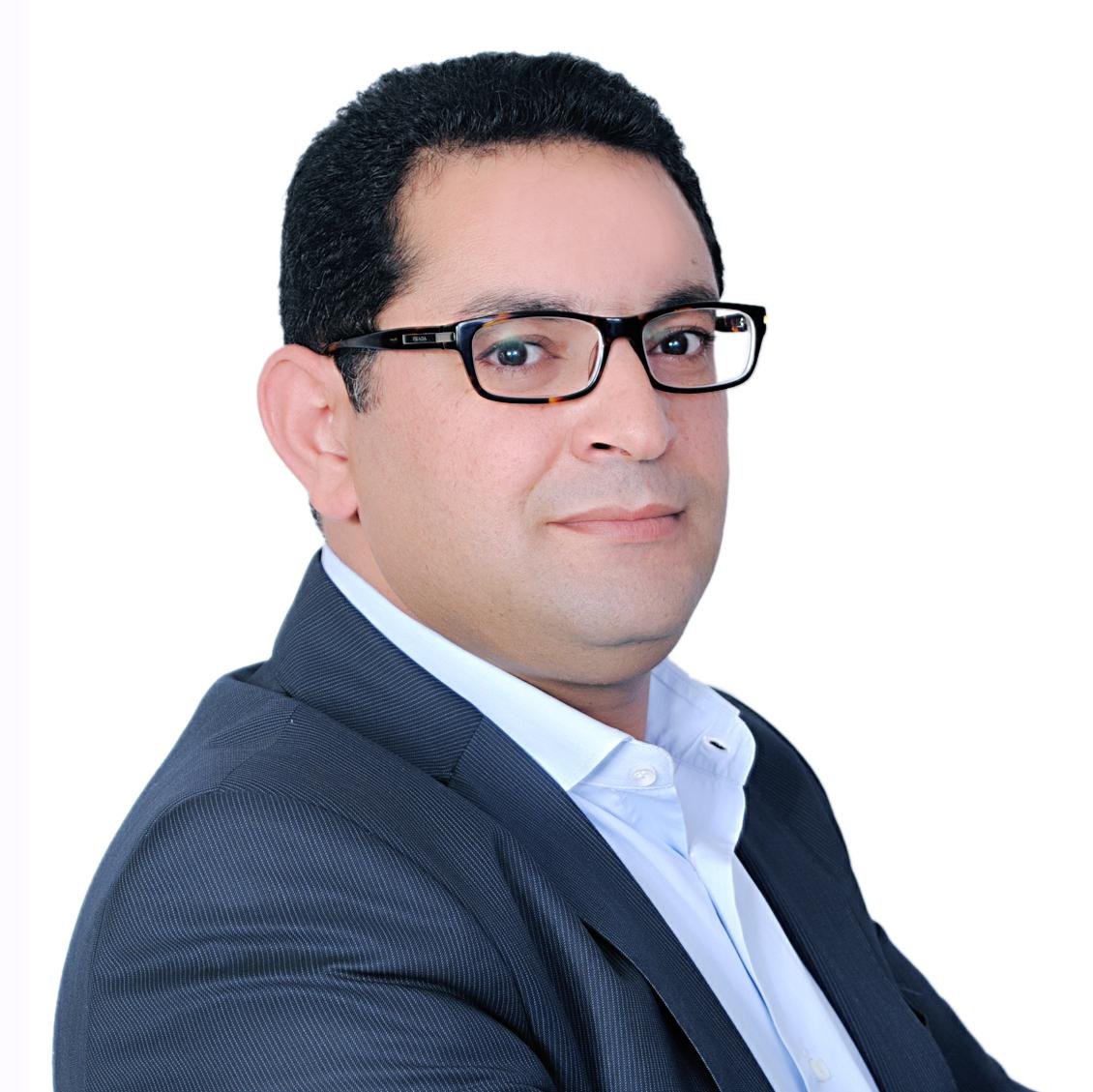 Consultant, chercheur en GRH et coach... passionné de sociologie et de philosophie...