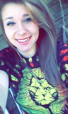 avi is me. ☆ roll one, smoke one. 18. wilddddd!♡
