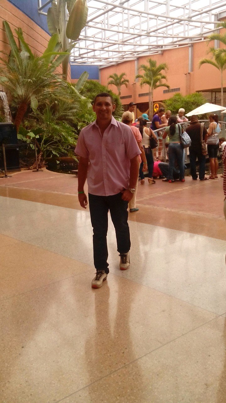 JairoBermudez8's profile picture. Publicista