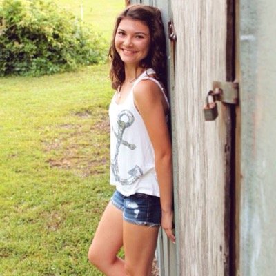 Draya||Sophomore||Sixteen||Cheerleader️||No matter what you're going through, the situation can always be worse||