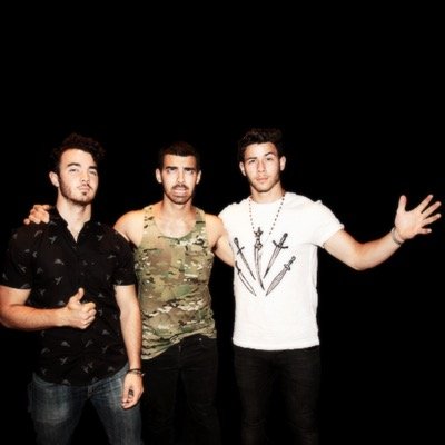 welogejonas_'s profile picture. met the jonas brothers on August 16, 2013