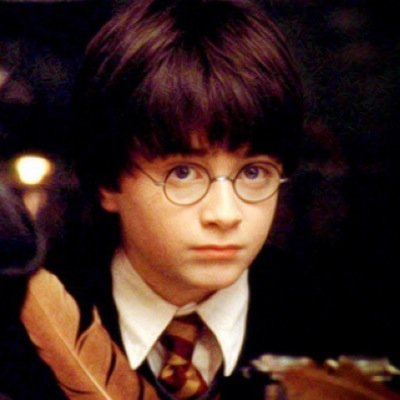 phoenixpraetors's profile picture. Gryffindor is red, Percy loves blue, insult PJO and I´ll Crucio you