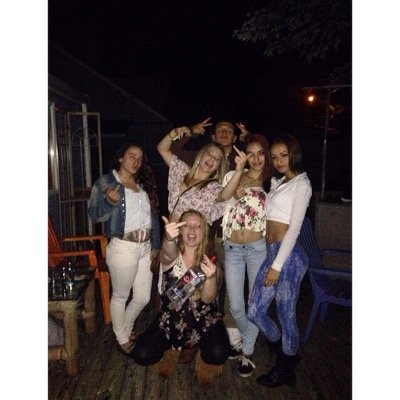 TRUEly_JUliE's profile picture. Life only feels right when its crazy as fuck. 302