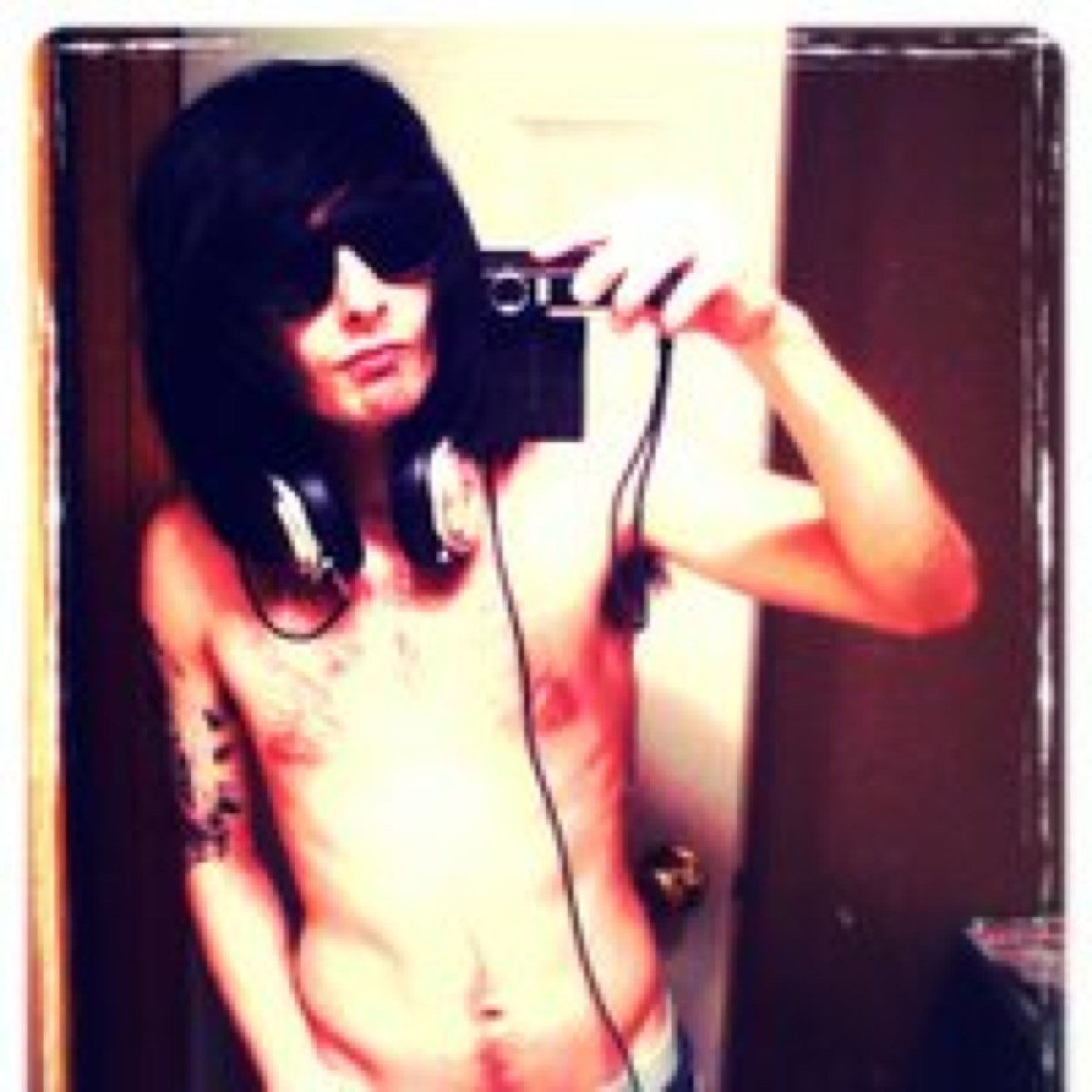 Andy Sixx~Bi~19~Taken by @canifakeyou (Damian) He's mine and only mine c: He's amazing! JOSH~ Jake is mine! I'm also his slave /.\ DANNY~ Taken by Zack!! ❤❤