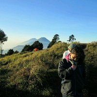 Untari Rizki (@untariri) 's Twitter Profile