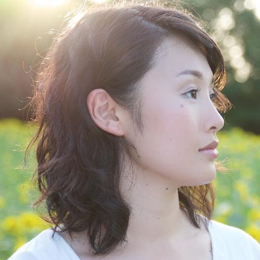 「学校でできることを家庭へ広げ自立を促す」ことを目指している。 レイキヒーラーでもあり、話せない児童の不調箇所を 特定したり癒したりが得意。 今までの経験やスキルを生かし、人々が他力本願ではなく 「自立」することで人生をより楽しくする活動に注力している。 好きなことは、レイキヒーリング、写真、サルサ、メイク