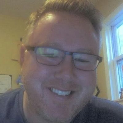 Digital marketer, philomath, part-time aroma therapist..... I mean philanthropist.