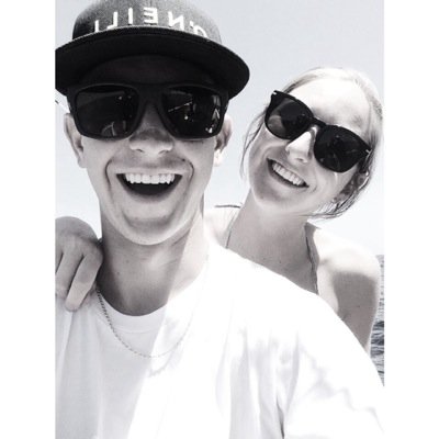 taraaford's profile picture. new but old twitter? follow ✌️