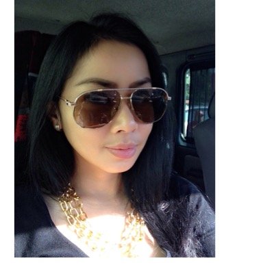 yunimarfuah's profile picture. Be simple