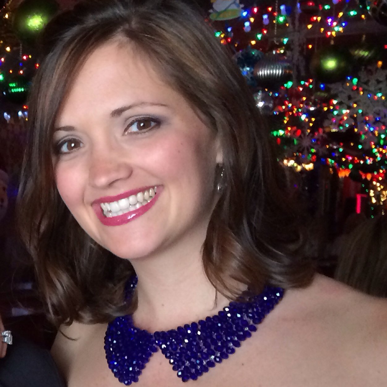 CCSeidner's profile picture. Love living in a suburb of a small town, plus; Cooking, wine, shoes, good music, NASCAR #47, and boating. Mom who works for Huggies and thoughts are my own.