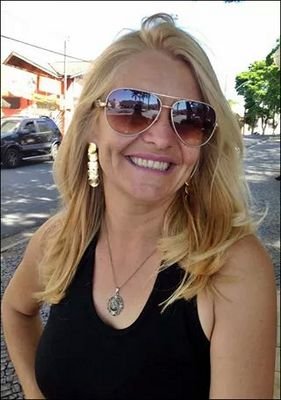 Vooç pode cometer o mesmo erro duas vezes .Na segunda vez que vooç faz não é mais um erro , é uma escolha !