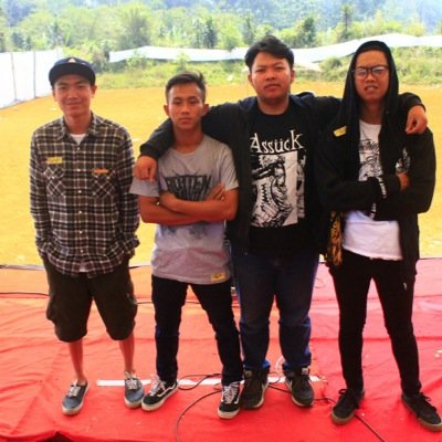 Troops : @uzetkasep @televishit13 #yayan #vdox | Contact:0858 4610 6502 | 7E563976 #greenyourearthgrindyourmind
