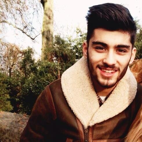 lilacxmalik's profile picture. 