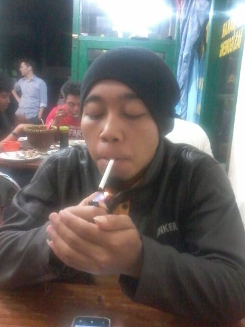 ekodinda35's profile picture. 