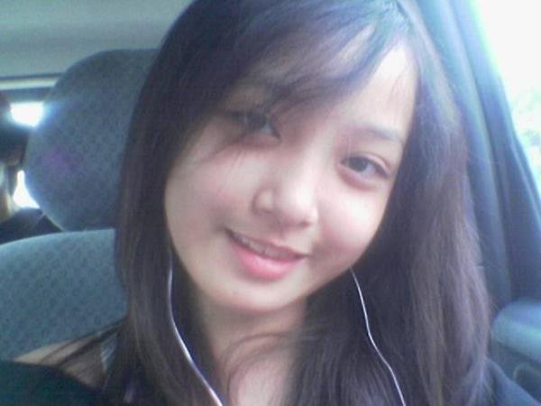 Dew_Cidut's profile picture. K-PoP || Act Rpcb || KP/PL || Art* Universitas Gunadarma || Muslim || Selalu menjaga kepercayaan orang tua. By : Malalala ;)