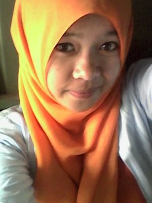 Siti Nurlaela Sari| 20 feb 96 | smk yasqi | Osis | Single Be Happy