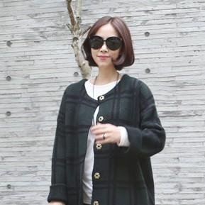 AkemiTagawa's profile picture. “You cannot fake chic but you can be chic and fake fur”
― Karl Lagerfeld