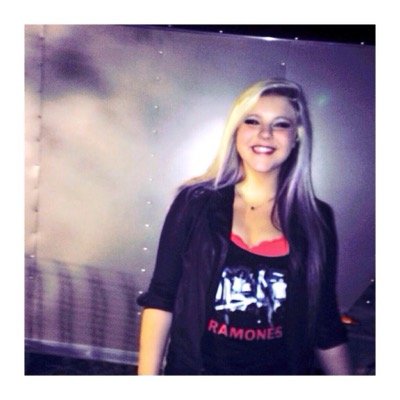 abbiebaeless's profile picture. ABBIE FOLLOWED BACK 10-3-14