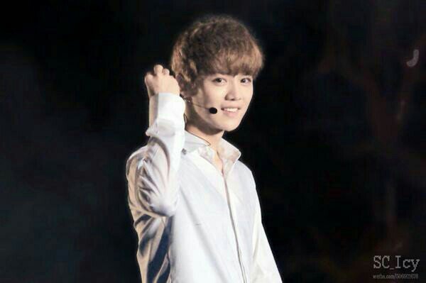 อันยองฮ้ะ^^ ผมกวางน้อยลู่ฮานครับ อาลู่ ลู่เก่อ เรียกได้หมด ยินดีที่รู้จักนะ ผมน่ารักนะฮ้ะ ลองคุยกับผมแล้วคุณจะรักผม #ไม่หลงตัวเลย - -