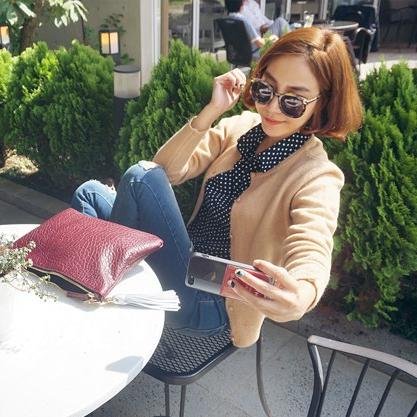 YumakoTaka's profile picture. “Do what makes you happy;
Be with who makes you smile;
Laugh as much as you breathe;
& love as long as you live.
”
― Abercrombie & Fitch