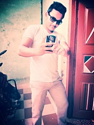 AlmanShekh2's profile picture. 