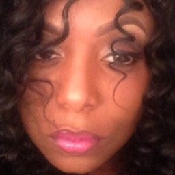 owner of Hair Mogul Studio! Hairstylist, hair extension expert and virgin hair distributor. all things hair!