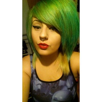 Vegetarian. Aspiring Vegan. Animal Activist. Lover Of Geek. Pogonophile.