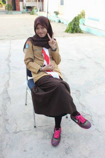 120799_ASW.                           Facebook_ArNida Sr-y Wahyulinda.       Twitter_@Indahh_iindha.  instagram_arnidasrywahyulinda_12