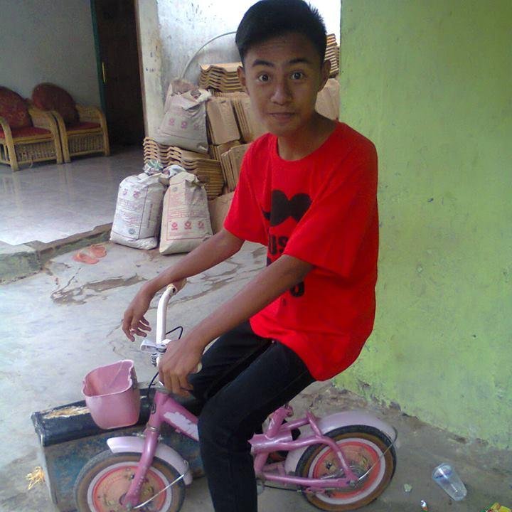 Cita citaku menjadi pemain Road Race :)