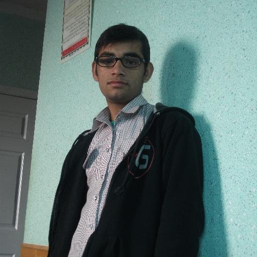 areebumer's profile picture. 