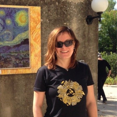 nukhet's profile picture. 