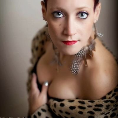 ubeyoushop's profile picture. http://t.co/PXtiW3Mthp