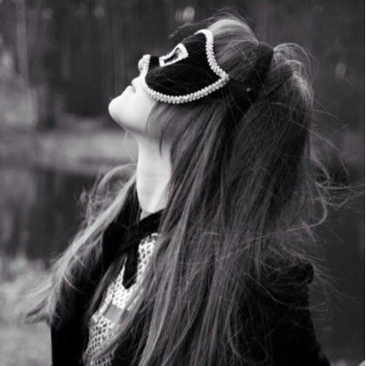 shaimakhalifah's profile picture. وَ كأي أنثىٰ آخرىٰ أمدُ اْلجمآل حيآءًا ،، وَ بعيدًا عن الأنوثة أترجلُ اْلوآقع برجولة امرأة ؟!