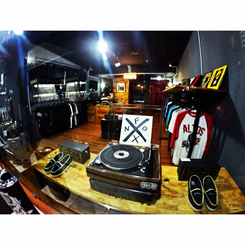 Contact person. : 083197750648 IG : coastrd line : coast.road PIN BB : 55015F7D