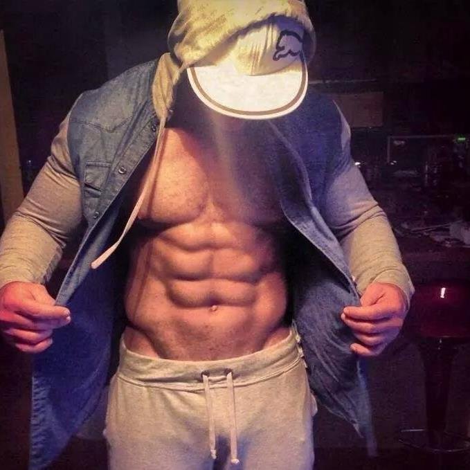 JovanneJetaime's profile picture. Artist, Gym Owner, Lover, Humanitarian, MBA ( Unv) Brazil   #GGMU
BRAND AMBASSADOR  - 𝐏𝐑𝐎𝐆𝐔𝐀𝐑𝐃 𝐍𝐀𝐓𝐔𝐑𝐀 - https://t.co/H9XSqoP5Ow