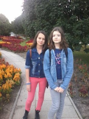 Hey guys! I'm from Hungary. I'm 13 years old. I love lab rats and kickin'it and GNR, Kiss, and Halestorm♥♥♥♥♡♡♡♡ 08.11.2001.