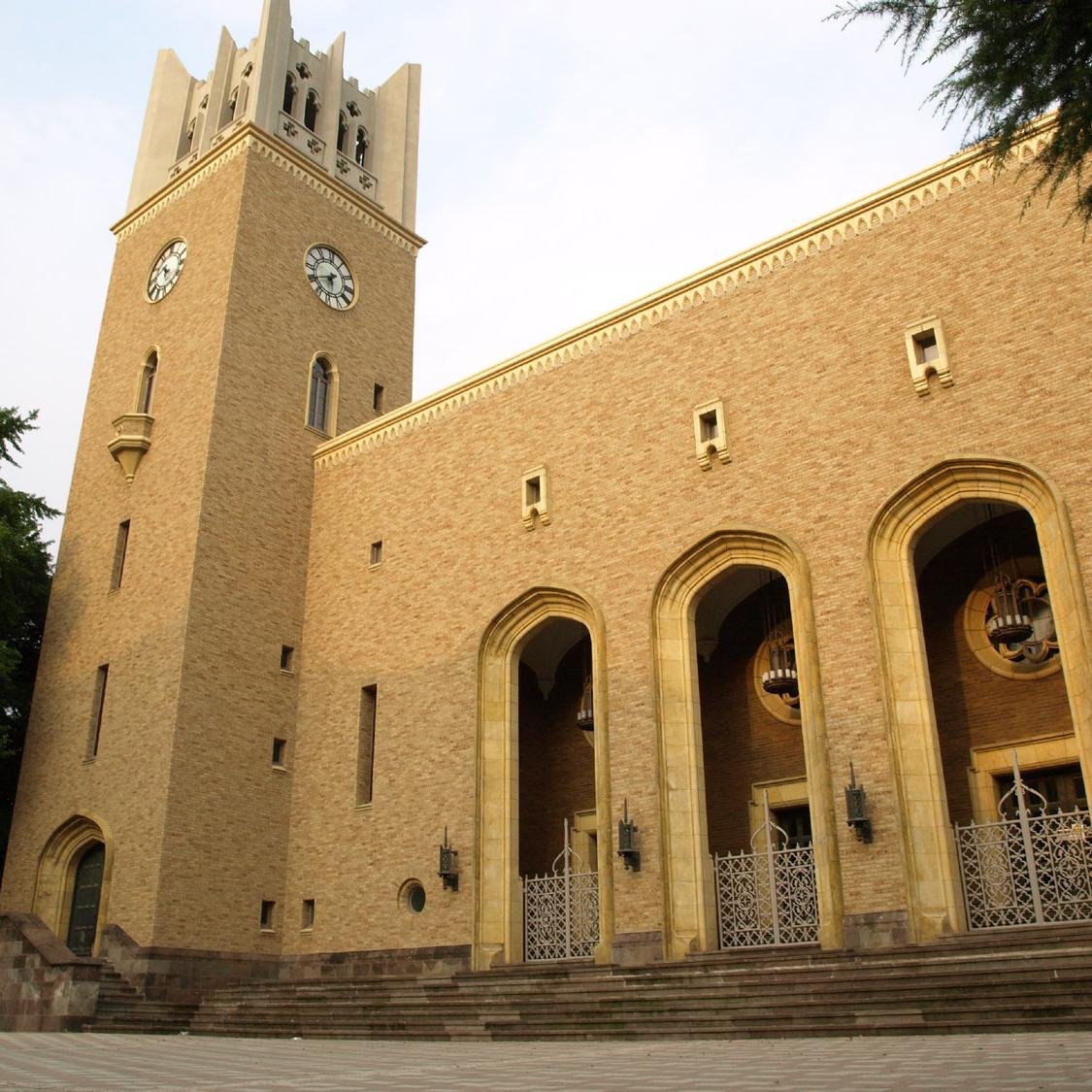 早稲田大学の行事や出来事などをつぶやいていきます！