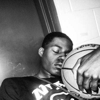 Being a college student athlete is very importand because yu have to give success in class to be successful in life...
J.Lyte