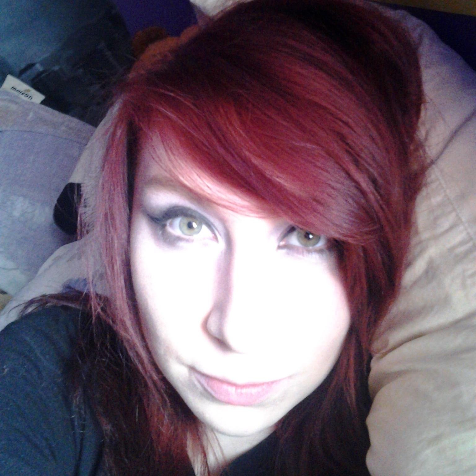 RadicalRayGun's profile picture. I'm kinda lame. haha  red hair dont  care #passthebowl