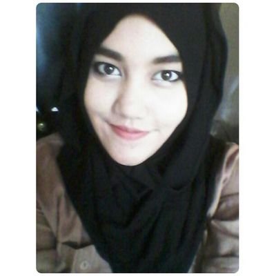 IG : miftafikria
  Paht : mifta fikria