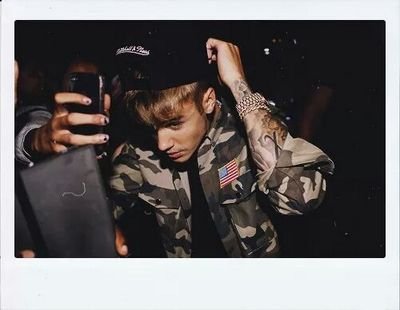 ·non sono sorpresa delle persone che vanno via,attualmente sono sorpresa da quelle che restano· Justin followed me on 28082014 ✖ |Italy|