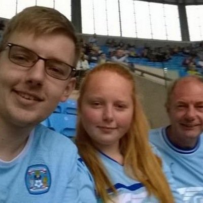 names larry hillman, live with my dad and sister tess. love life and twitter. please Follow me i sometimes tweet about my succes and what im up to