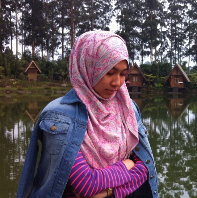 Go follow instagram @mustika.r and @HanaHijabs ✌️