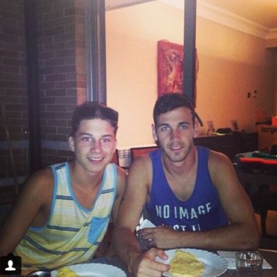 Hincha y fan número uno de los hermanos 'Vázquez', en especial del mayor. || Support account for them, specially for the biggest, Getafe CF's player. ||