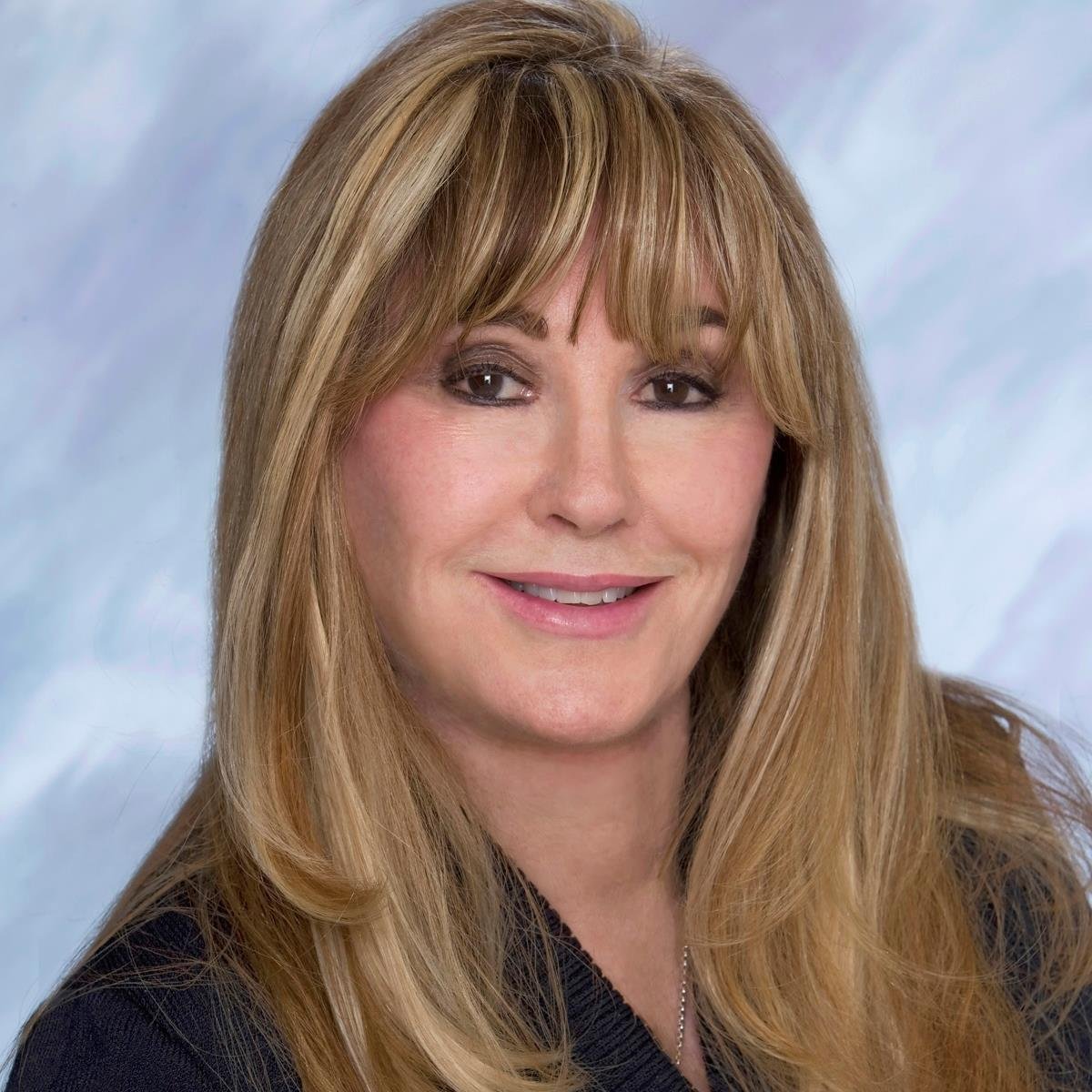 Worked for years at Ad agencies and ran Marketing Departments- now in Real Estate Sales and LOVE the marketing part of the business... Live in San Diego.