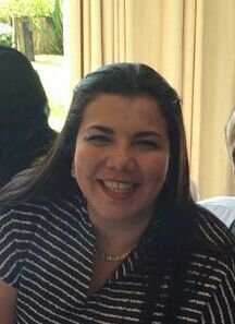 Entregada a mi trabajo, a mi familia y a mi país.