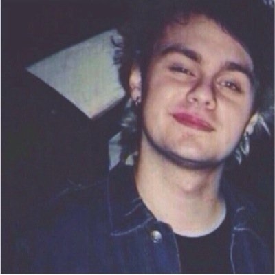 Michael Girl | 0/4 | GOOD GIRLS VIDEO HERE http://t.co/mPB0nvGF0D | RT PLEASE? https://t.co/GO6MlJCraQ